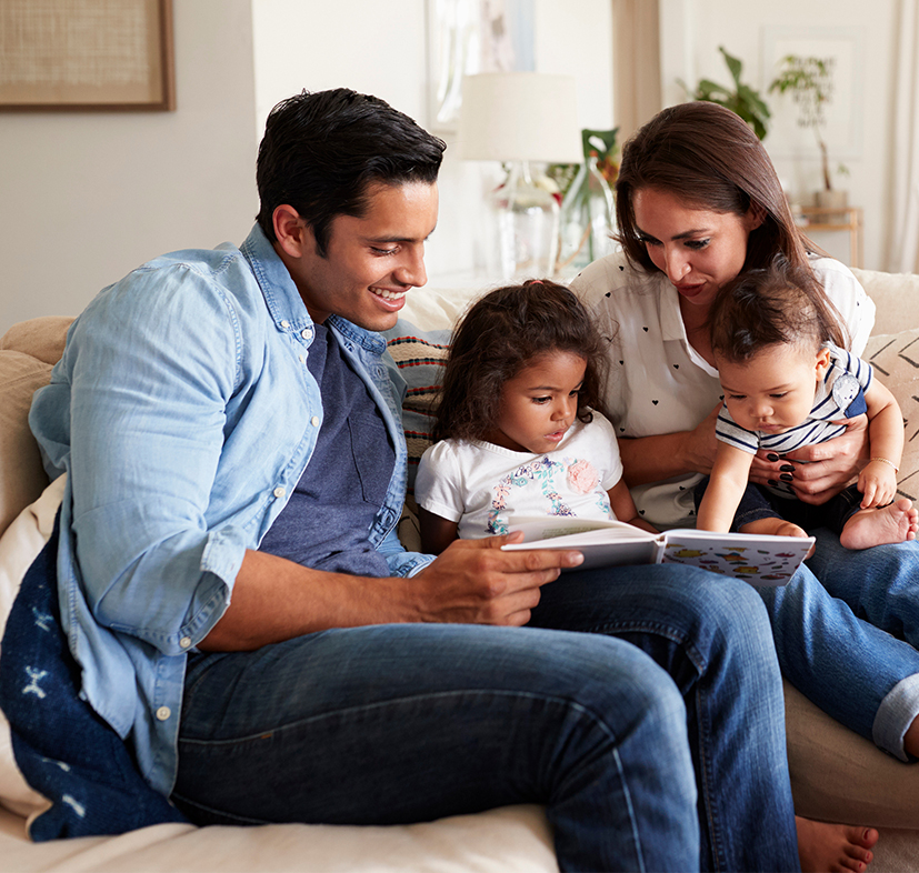 family reading3